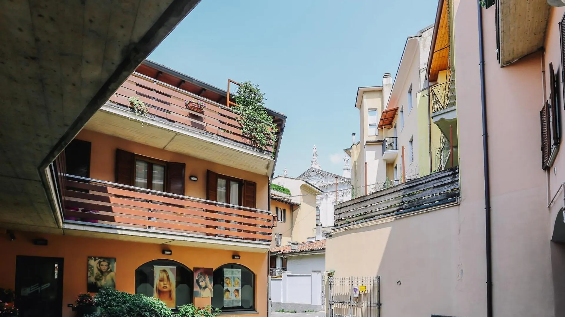 Appartamento Flat Mazzini 6 Alzano Lombardo 0*,